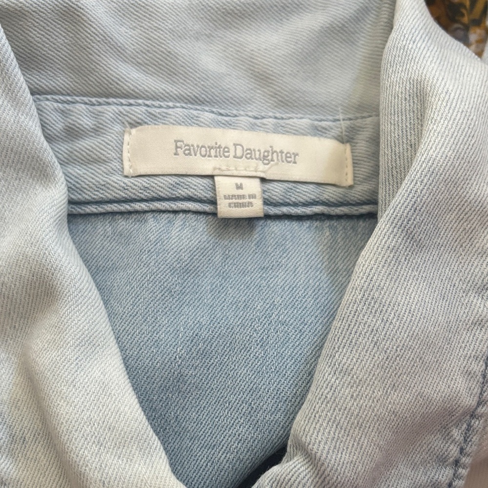 Favorite Daughter Ex Boyfriend shirt in Sierra - Picture 4 of 11
